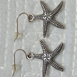 Silver Starfish Earrings NWOT